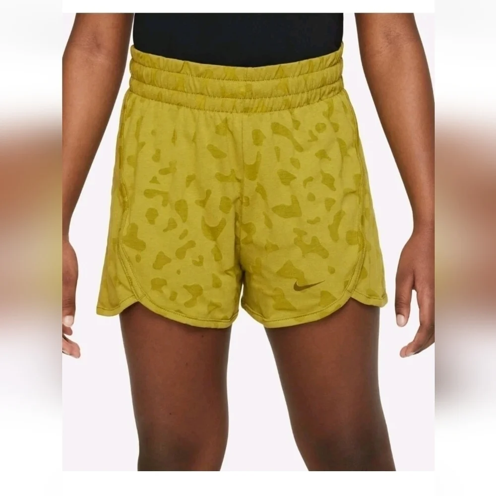 Nike Dri Fit Breezy Leopard Print High Waisted Training Shorts Girls Size Large